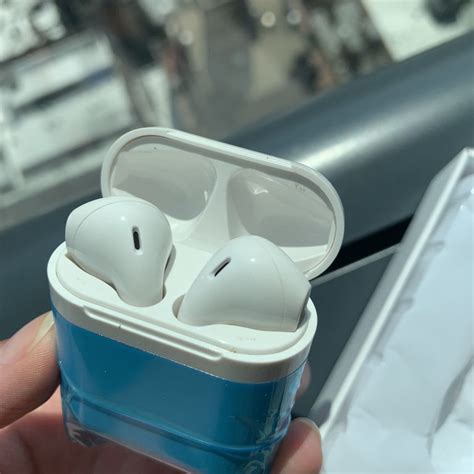 Fake AirPods Review - Should I Buy AirPod Knockoffs?