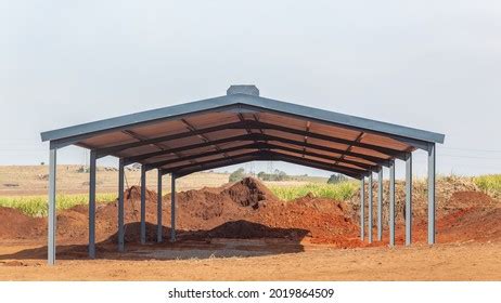 4,592 Steel Shed Building Images, Stock Photos, 3D objects, & Vectors | Shutterstock