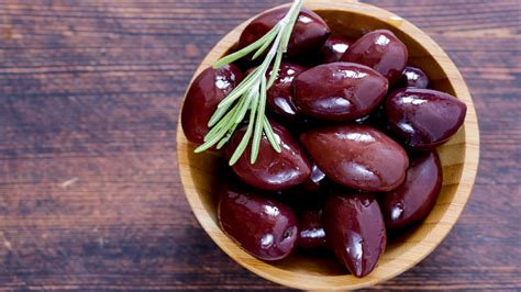 Kalamata Olives: Health Benefits for Heart and More | Woman's World