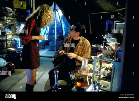 Godzilla 1998 matthew broderick hi-res stock photography and images - Alamy