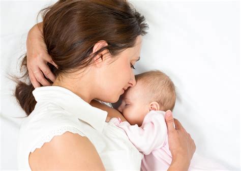 Breastfeeding Challenges: Is My Baby Getting Enough Milk? | Beenke