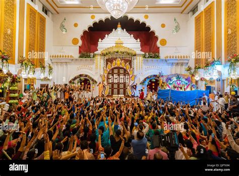 Iskcon temple ahmedabad gujarat hi-res stock photography and images - Alamy