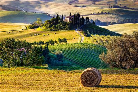 Southern Tuscany - group tour of the region in Italy