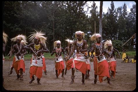 Watusi African Tribe | CalPhotos: Watusi dance, Tutsi Tribe, Rwanda, Africa Africa Tribes ...