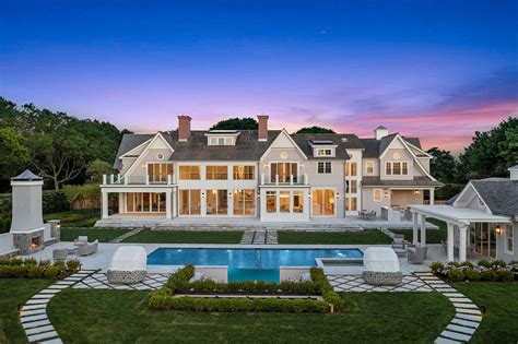 Newly Built Hamptons Mansion With 8-Foot Tall TV Hits Market for $35M - The Jewish Voice