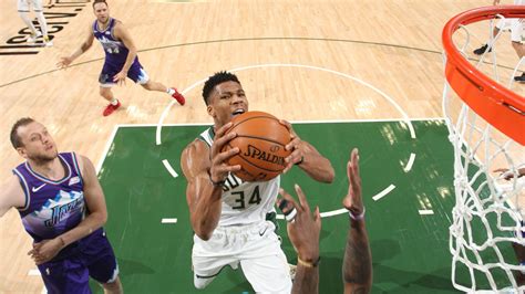 Giannis Antetokounmpo sits vs. Cavaliers with back spasms | NBA.com