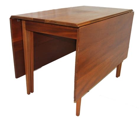 A Federal style mahogany drop leaf table - Mary Kay's Furniture