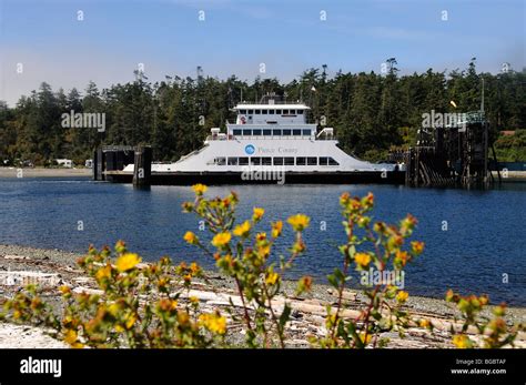 Ferry in Edmonds, Puget Sound, Washington State, USA Stock Photo - Alamy