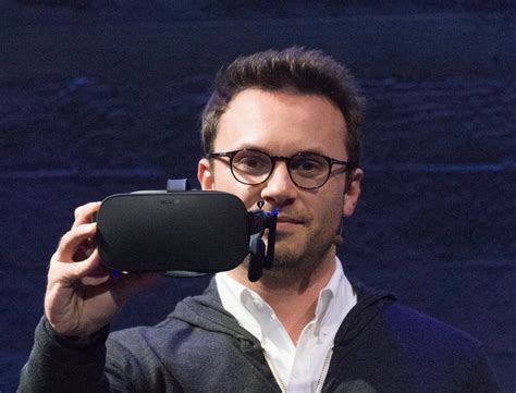 Brendan Iribe (Oculus CEO) holding Oculus Rift consumer ve… | Flickr
