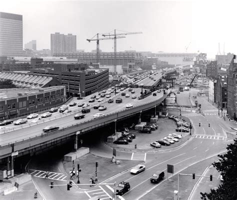 Then and Now: Photos of Boston Before and After the Big Dig