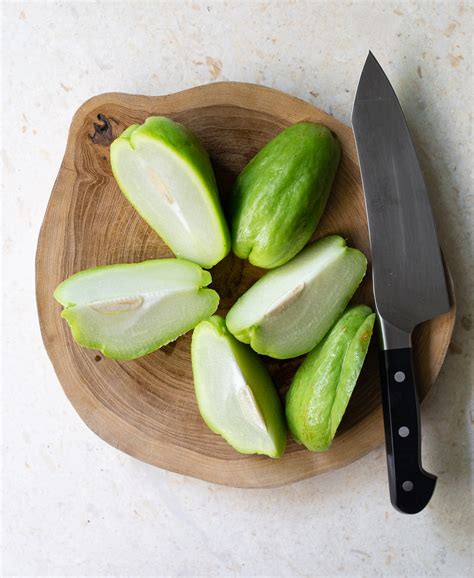 The Blurry Lime | THAI CHAYOTE SALAD