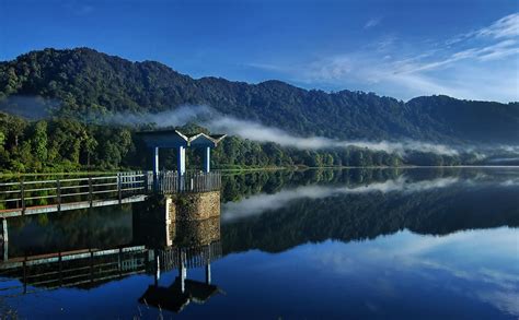 Lembang : Town in the province of West Java