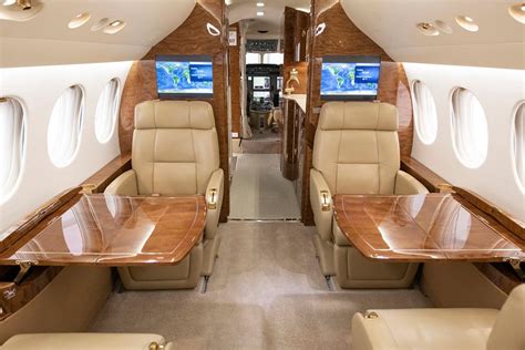 Private jet Dassault Falcon 7X: interior, photo, specification, price, rental - SkyRevery
