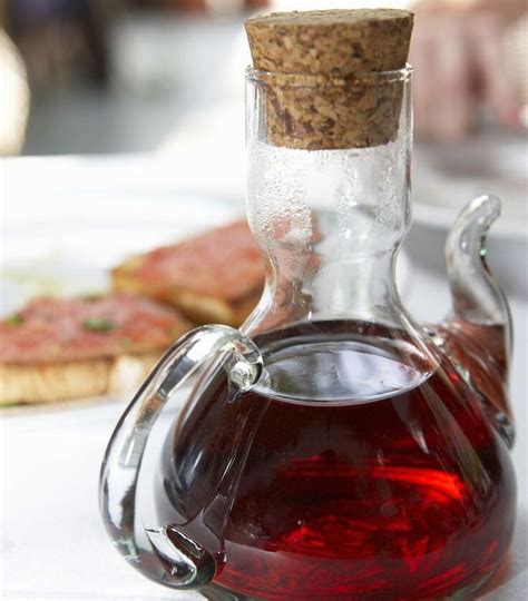 Top 11 😍 Best Substitute for Red Wine Vinegar in Cooking Recipe