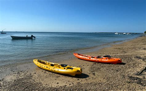 Kayaking around Inhaca Island