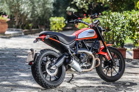 Ducati Scrambler 800 2020 – neue Icon Dark als Einstieg