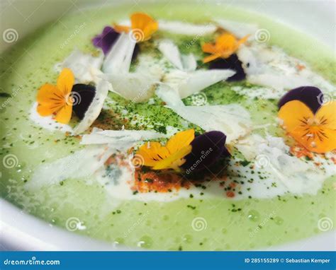 Delicious Restaurant Food Chef Michelin Star Stock Image - Image of delicious, restaurant: 285155289