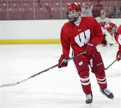 Despite European options, Badgers expect to have Cole Caufield for ...