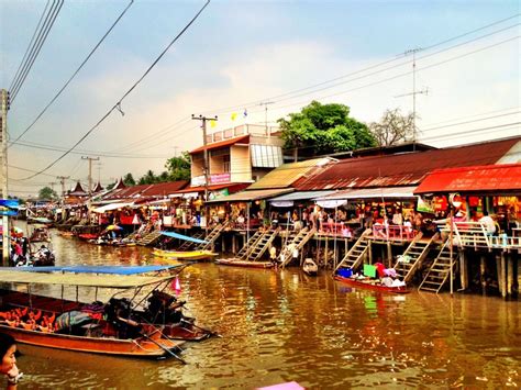 Amphawa Floating Market - Taxi Service from Bangkok to all destinations ...