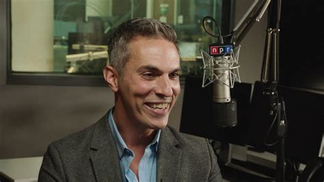 Watch Sunday Morning: NPR's Ari Shapiro on journalism and cabaret - Full show on Paramount Plus