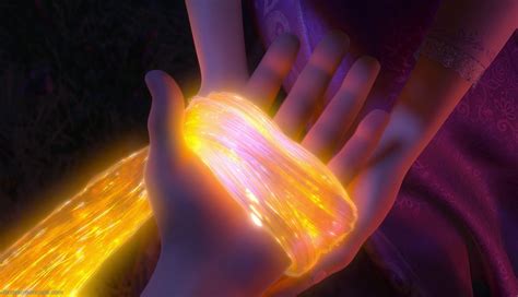 Do you think Rapunzel's glowing hair is cool? - Tangled - Fanpop