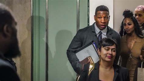 Photos, 911 call released in NYC assault trial of Jonathan Majors ahead ...