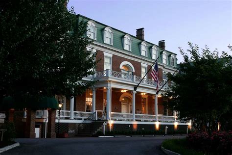 The Martha Washington Inn & Spa- Abingdon, VA Hotels- First Class Hotels in Abingdon- GDS ...