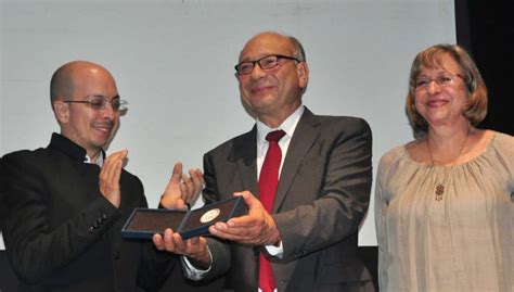 Cineteca Nacional recibe la Medalla Filmoteca UNAM | Poblanerías en línea