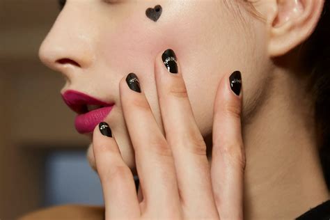 The 10 Best Black Nail Polishes to Buy in 2021