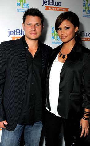 Couple Nick Lachey and Vanessa Minnillo | CelebritiesCouples