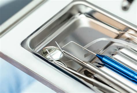 Sterilized Dental Instruments On A Tray Closeup Stock Photo - Download Image Now - Dentist ...