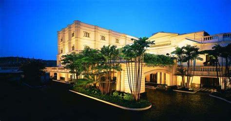 These 7 Hotels In Kolkata Offer Luxury And Comfort In All Budgets