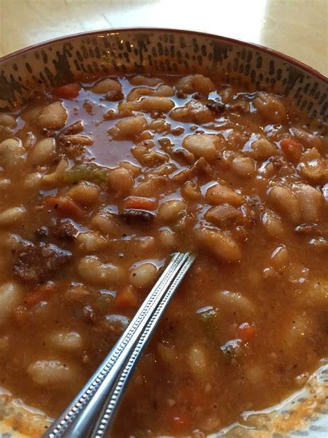 Katie Cooks Dinner: PIONEER WOMAN'S BEAN WITH BACON SOUP