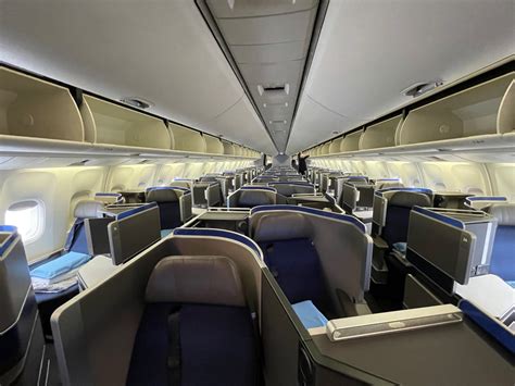United Boeing 767 Business Class Seats