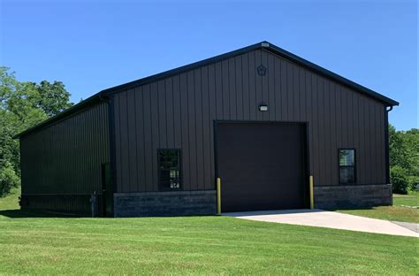 Pole Barn Garage - 42' x 64' - Walters Buildings