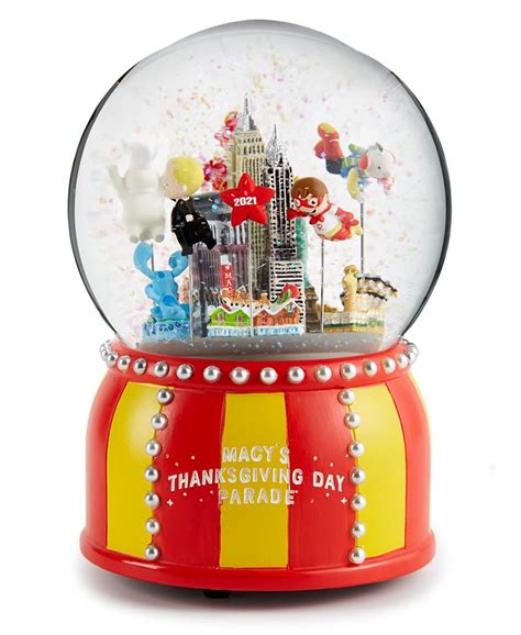 Macy's Thanksgiving Day Parade 2021 Musical Snowglobe, Created for Macy ...