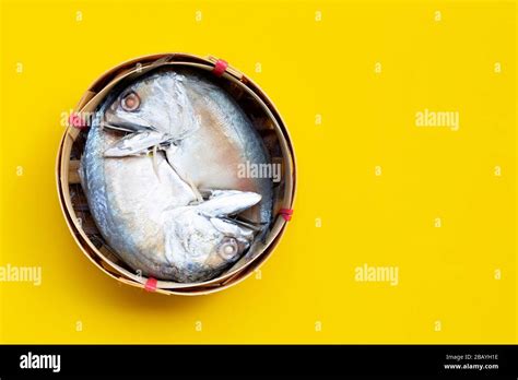 Short mackerel in fish basket. Top view Stock Photo - Alamy