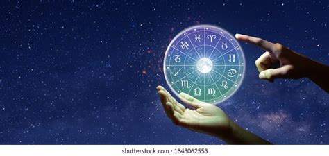 1,004,627 Astrology Images, Stock Photos, 3D objects, & Vectors | Shutterstock