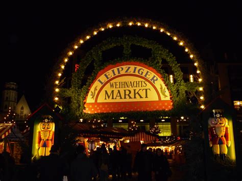 Leipzig Christmas Market: Bands, Bows and Baaaaa - Confused Julia