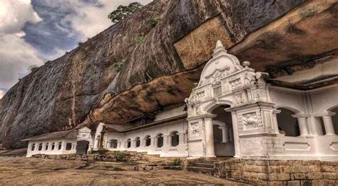 Dambulla Cave Temple - Excursions in Sri Lanka | Sri Lanka Classy Tours