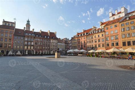 Old town in Warsaw 7228997 Stock Photo at Vecteezy