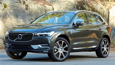 Volvo XC60 (2019-2020) цена и характеристики, фотографии и обзор