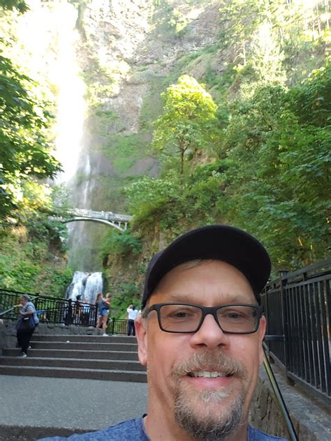 Trip to Oregon | Taking in the view of Multnomah Falls. | heytampa | Flickr