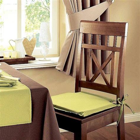 Kitchen and Residential Design: Transforming the dining room with chair cushions