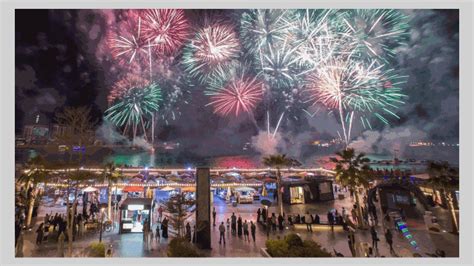 Schedule of fireworks displays during the Dubai Shopping Festival ...