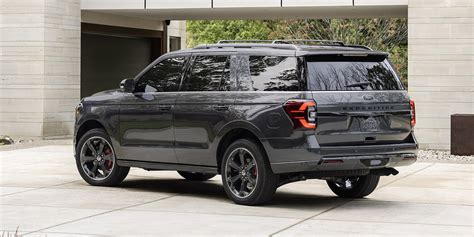 2022 Ford Expedition | Consumer Guide Auto