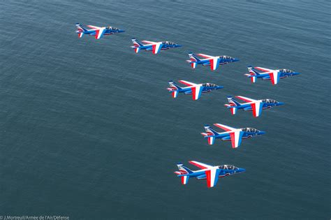 Pornichet Plein Vol : avions anciens et Patrouille de France au dessus ...