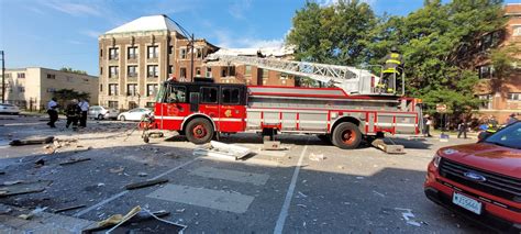 At least 8 people injured in explosion at Chicago apartment building - ABC News