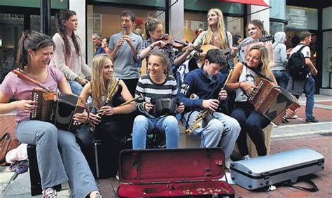 Buskers on Grafton Street