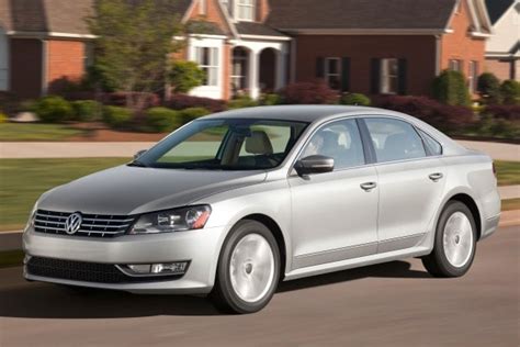 2013 Volkswagen Passat Review & Ratings | Edmunds